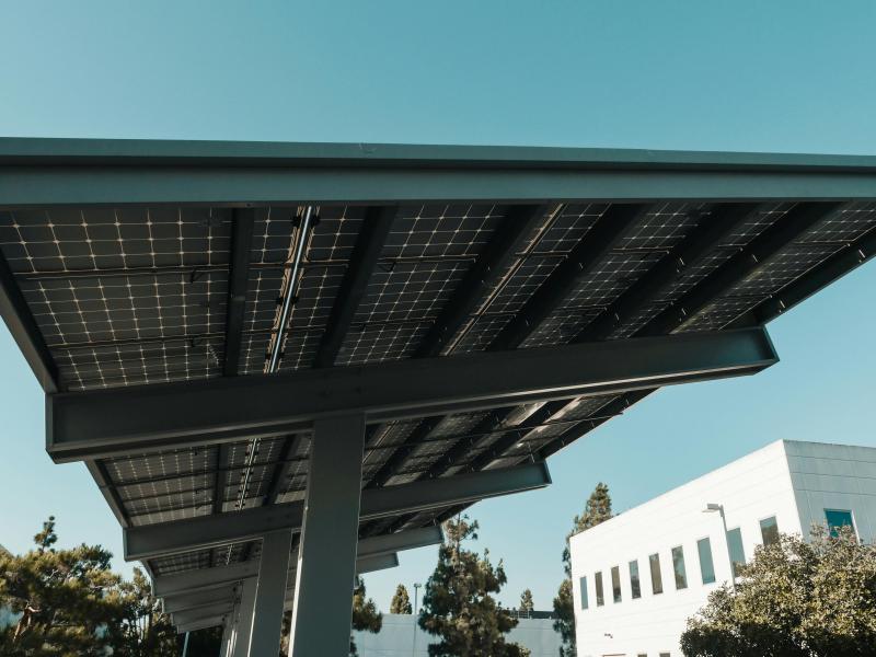Avis de publicité : Développement d'ombrières photovoltaïques MANIFESTATION D'INTÊRET SPONTANÉE